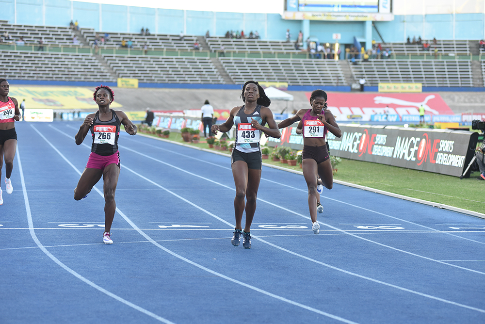 Big Names Deliver in Men and Women 400m Qualifiers