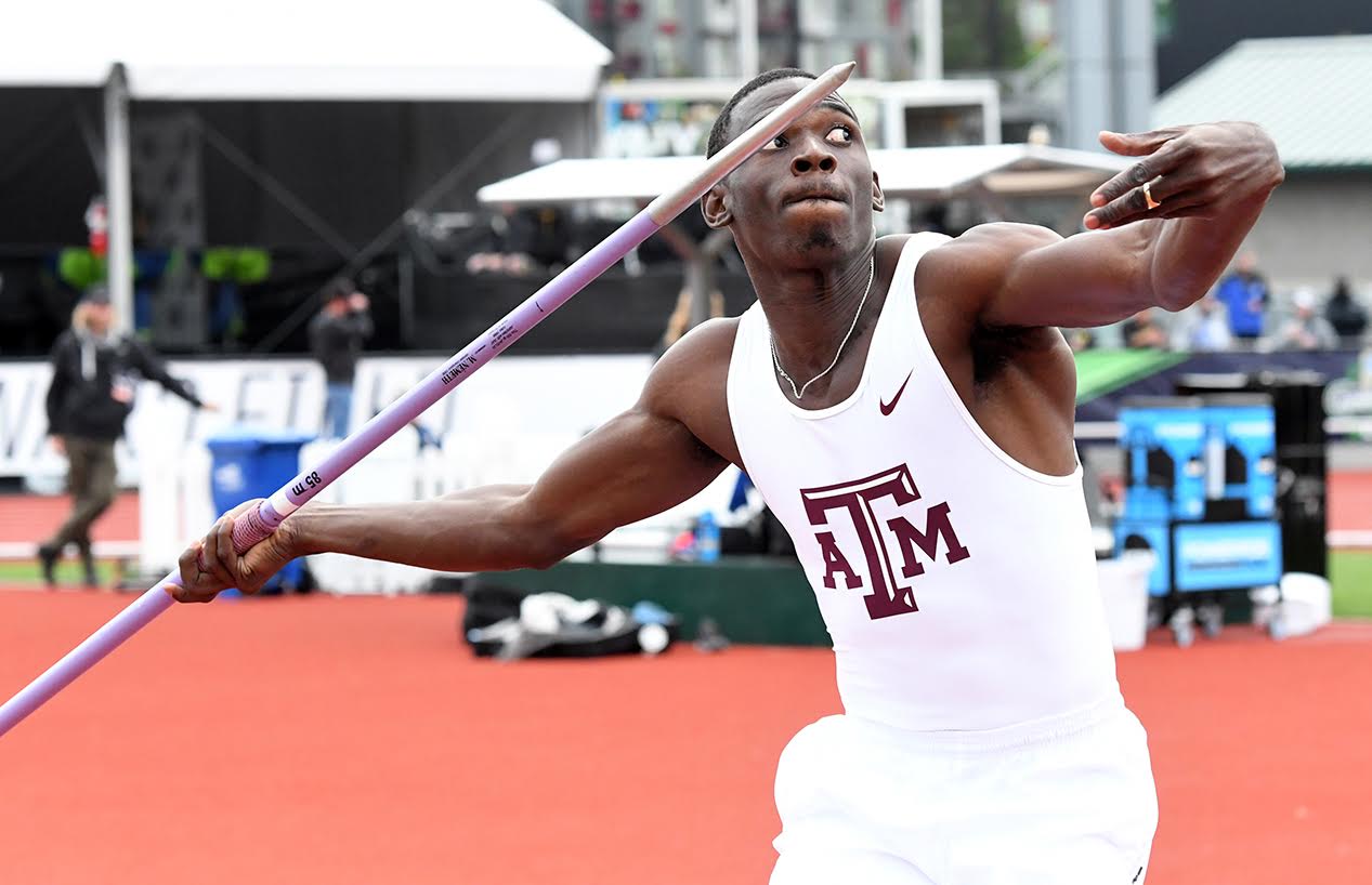 Victor defends NCAA decathlon title with 8,390 points