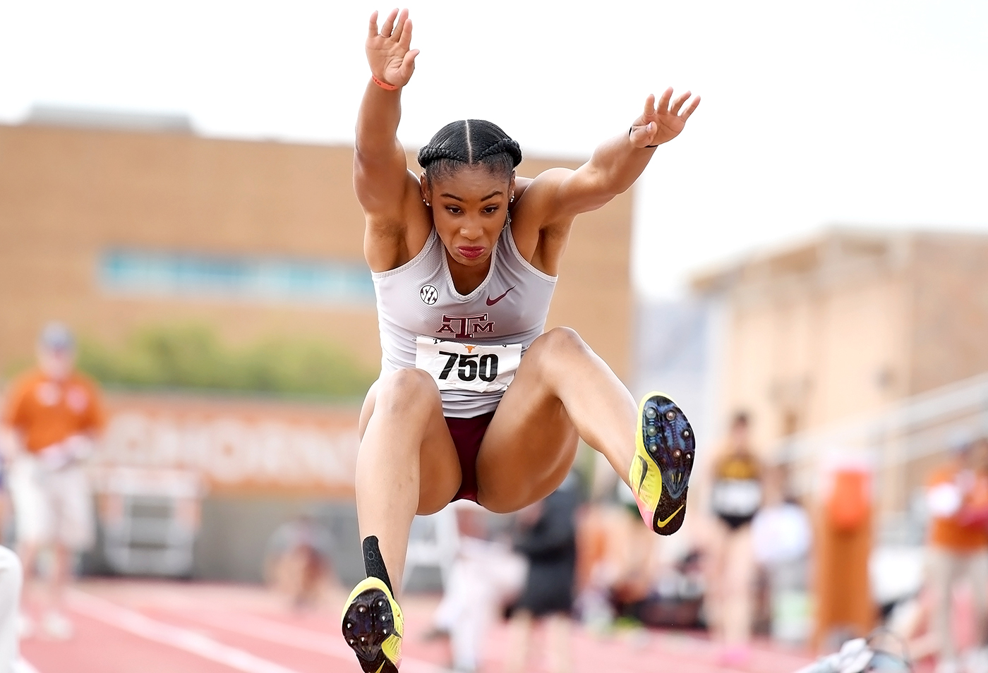 Gittens, Burns in top form at Texas Relays