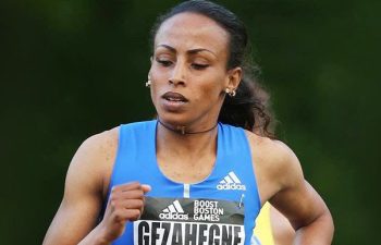 Kalkidan Gezahegne breaks world 10km record