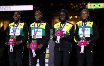 Jamaica won 4x400m at World Indoor Championships