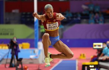 Yulimar Rojas breaks world indoor record