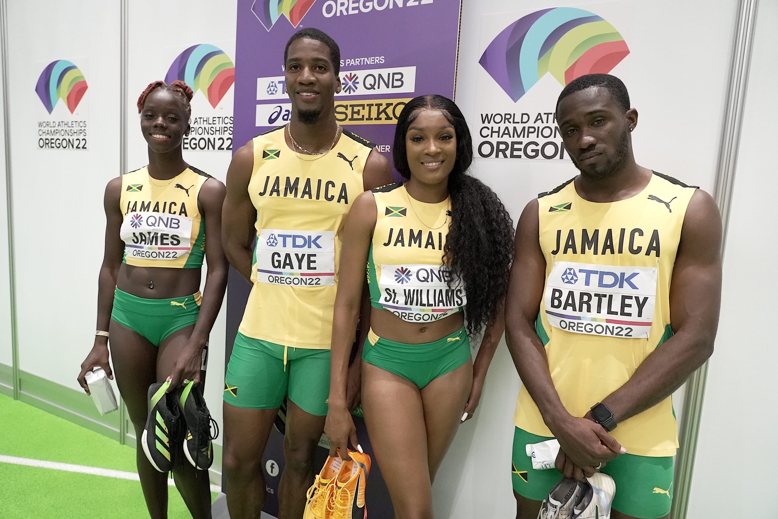 Jamaica mixed relay team 5th Oregon22