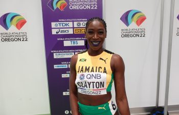 Rushell Clayton wins 400H in Italy