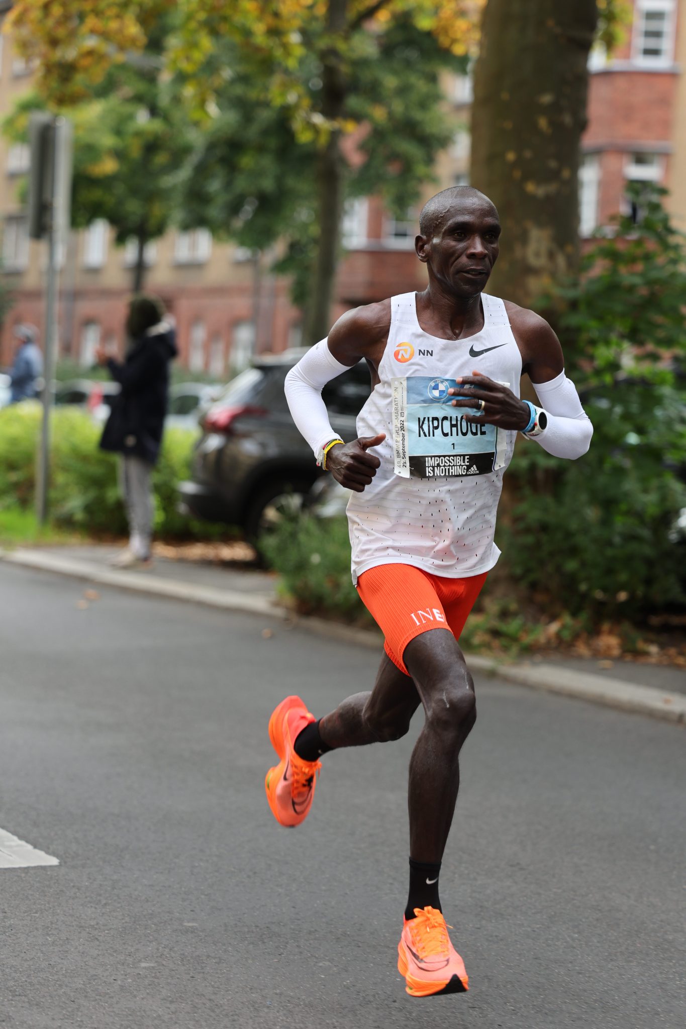 Kipchoge Lowers His Own World Record At BMW Berlin Marathon Trackalerts