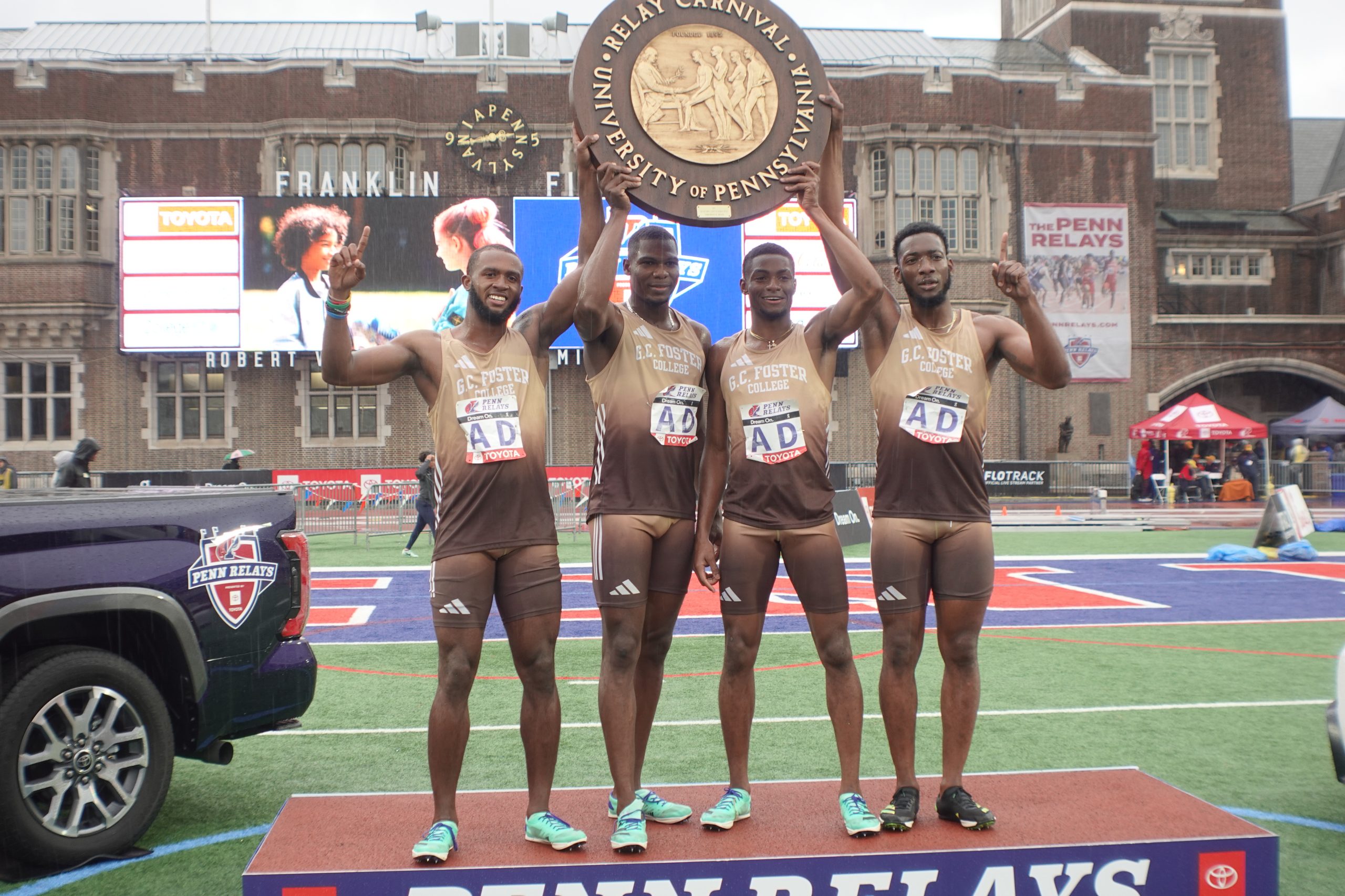 GC Foster College Secures Gold in College Men's 4x200 Championship at Penn Relays