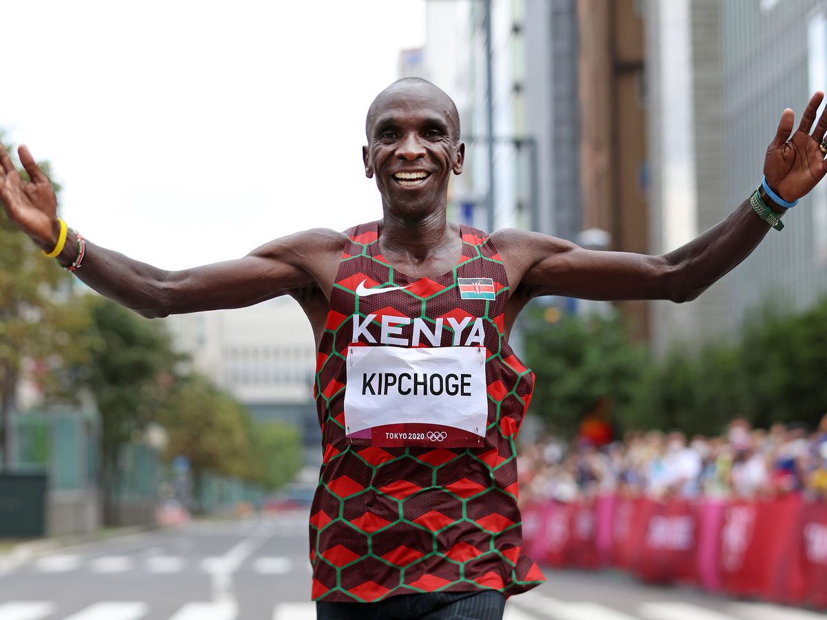 Eliud Kipchoge leads star-studded field at Boston Marathon