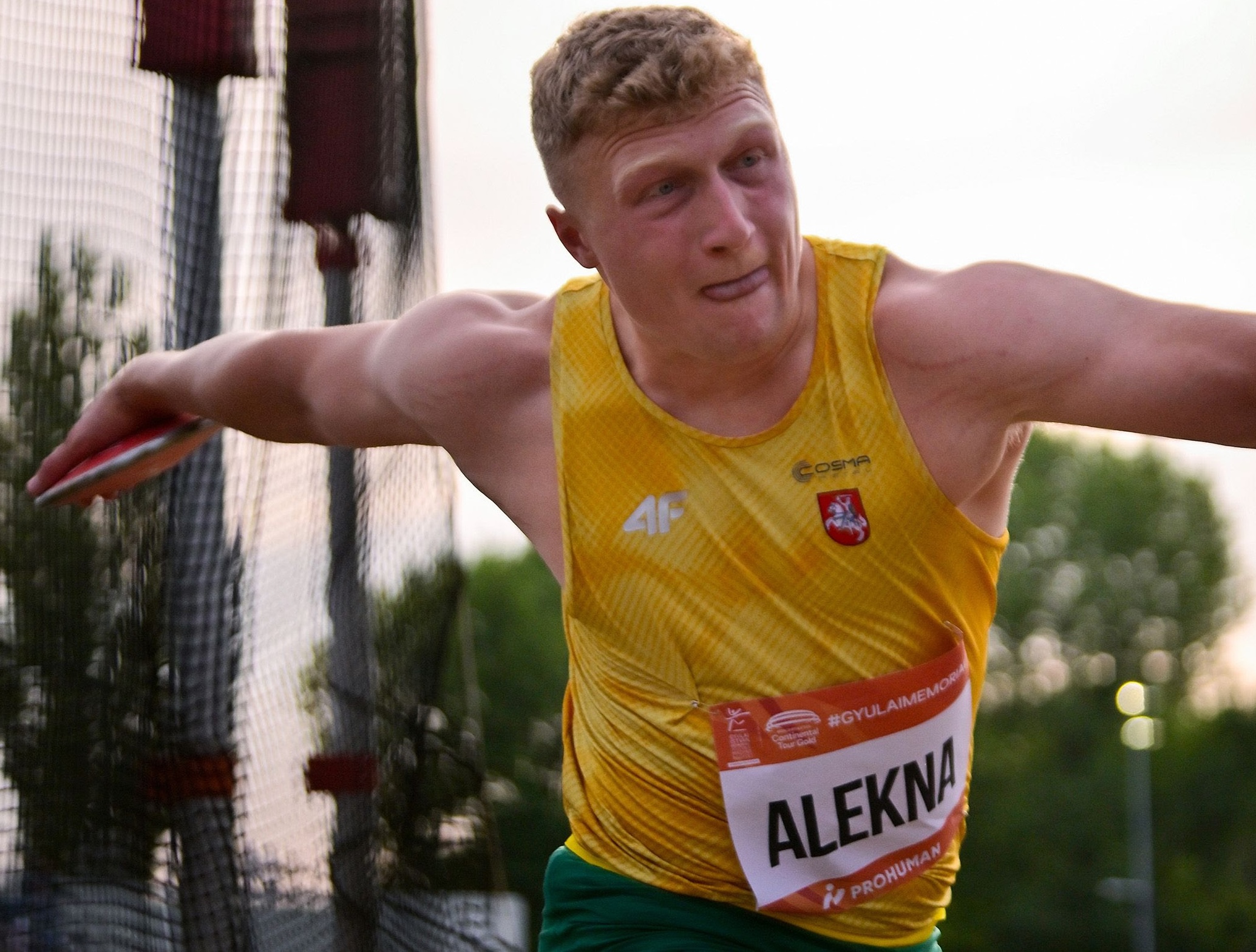 Mykolas Alekna sets new discus world record with 75.56m in Ramona