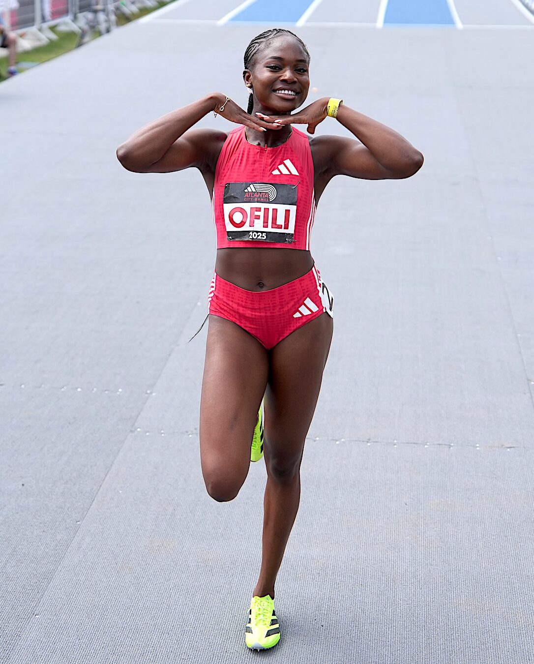 Favour Ofili clocks 10.87 PB in 100m, wins final in 10.78w, at windy ATX Sprint Classic.