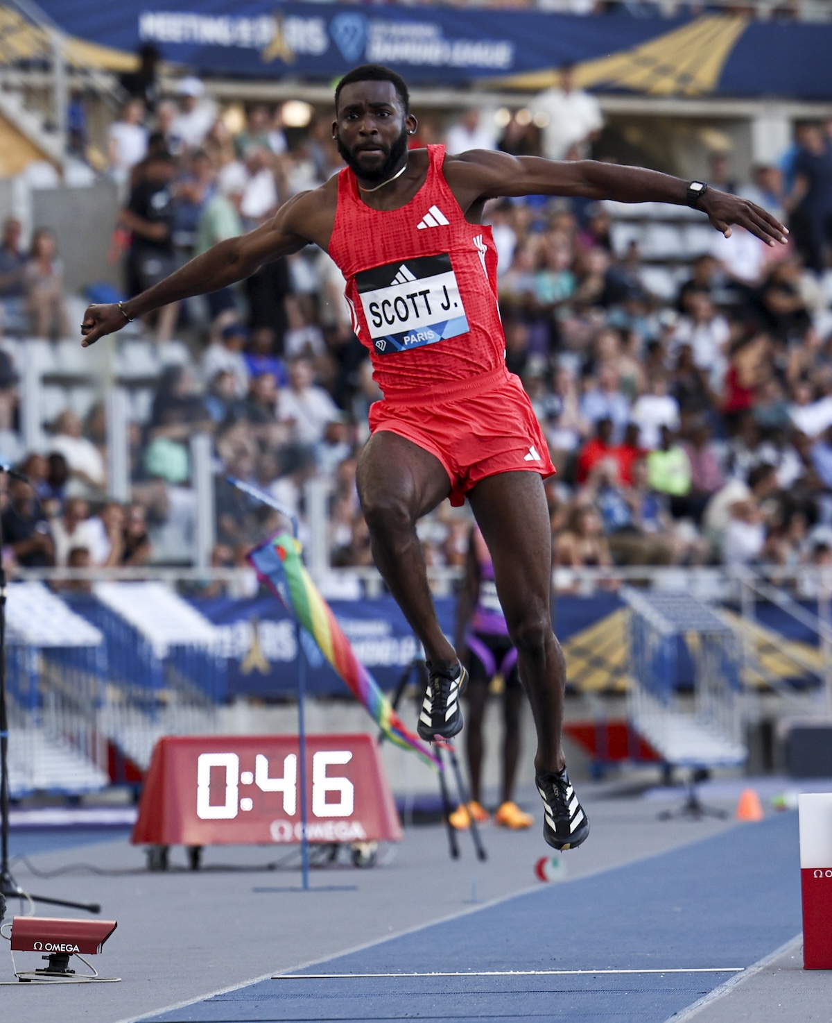 Jordan Scott wins Paris Diamond League