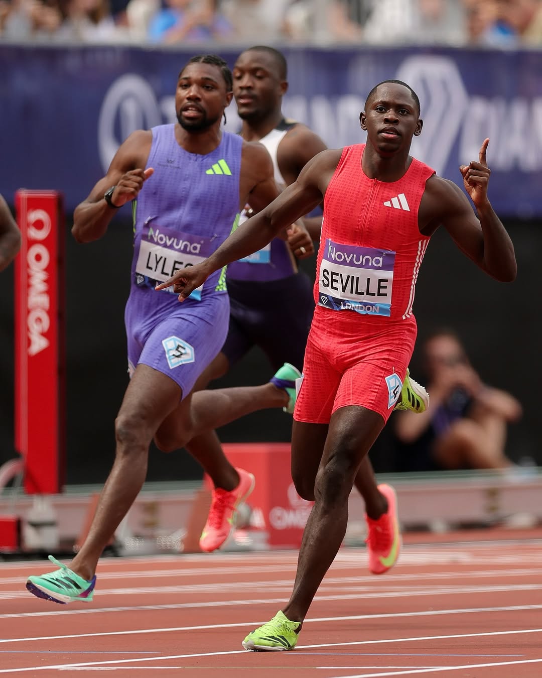 Oblique Seville, in his first Diamond League final, exploded out of the blocks and never looked back to win the men’s 100m in 9.86 at the London Diamond League.